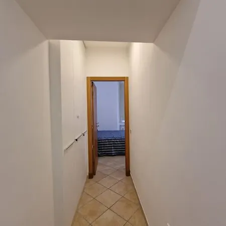 Luminhouse 3* Napoli