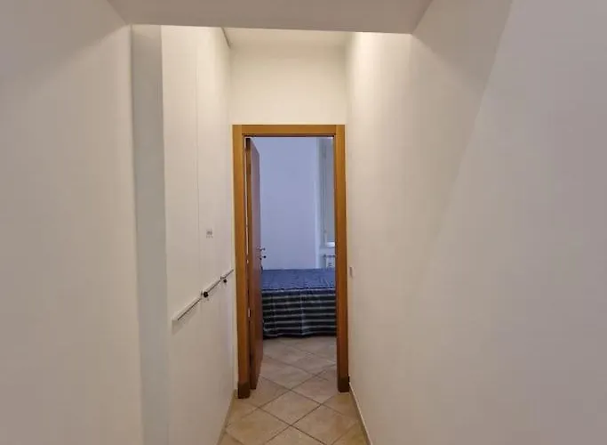 Luminhouse 3* Neapel